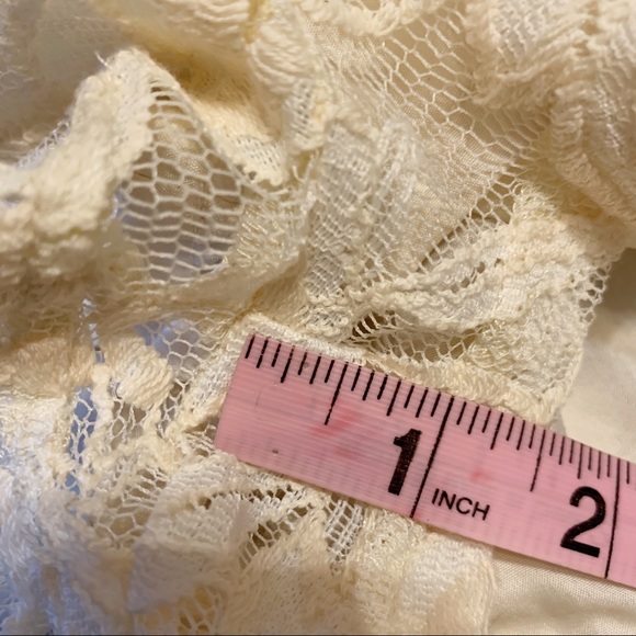 BB Dakota Nikola Romper Antiquitie Ivory Lace Off Shoulder Elastic Waist Dressy - Picture 7 of 8